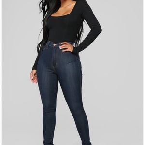 Classic High Waisted Jeans